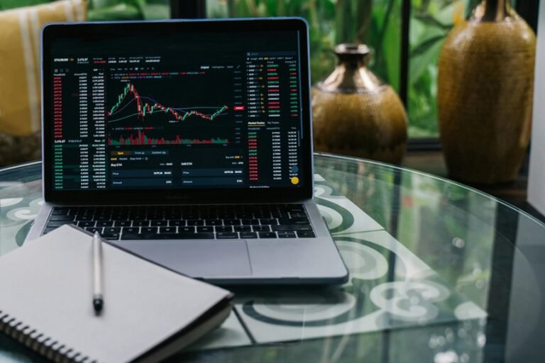 investment comparison for 2025