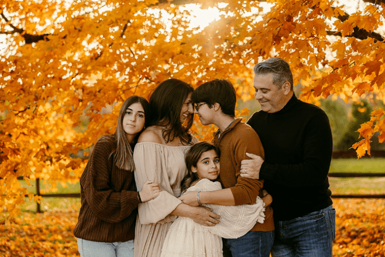 Photography: Highlighting Family Celebrations with Warm Natural Light Photography Approaches