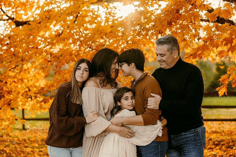Photography: Highlighting Family Celebrations with Warm Natural Light Photography Approaches
